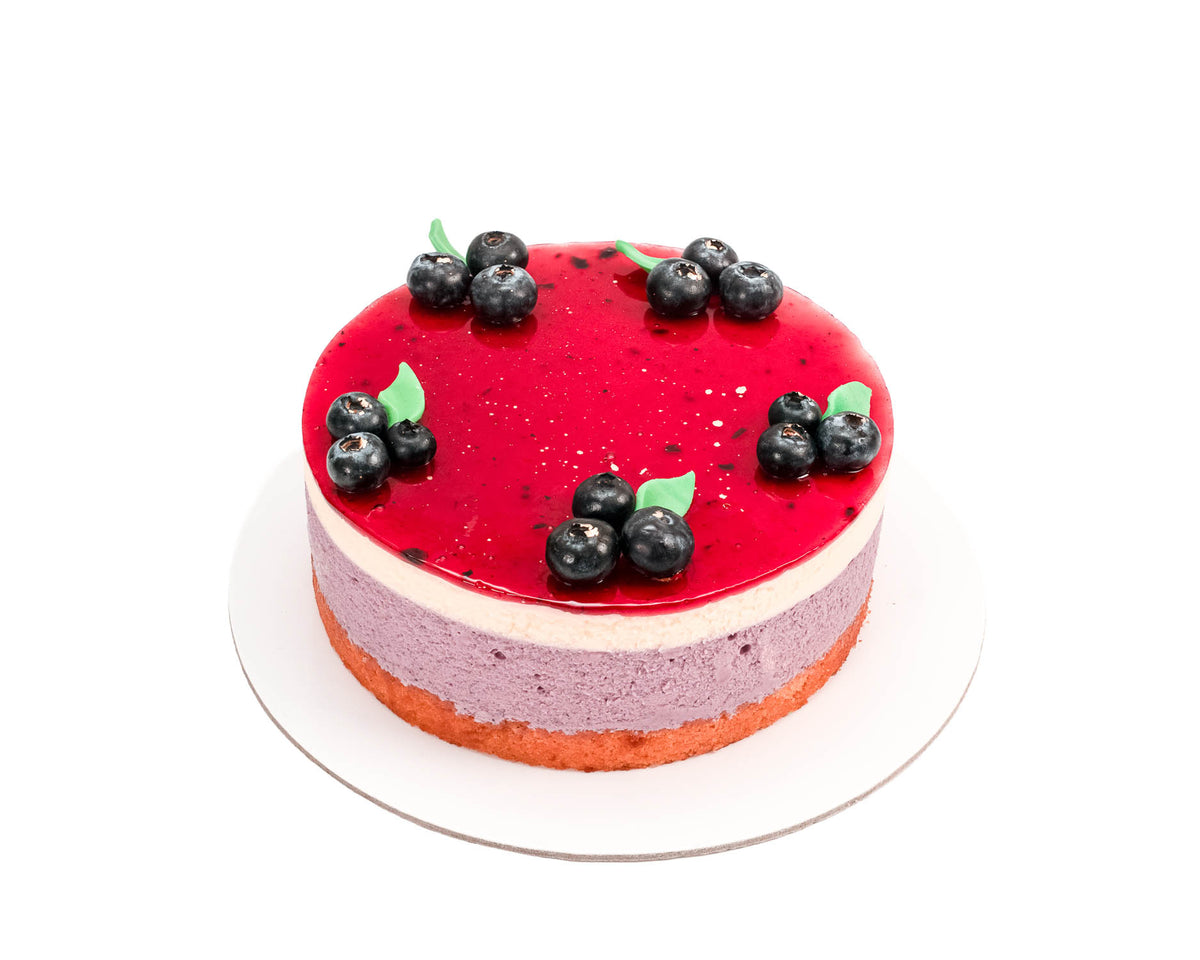 Tort mousse cu afine și ciocolată albă